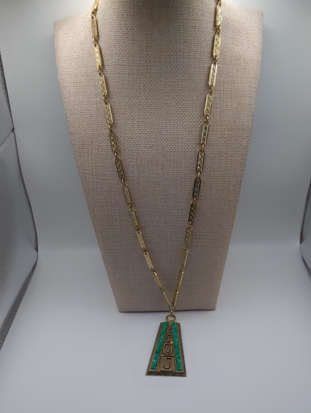 Whiting & Davis Egyptian Revival Pendant Necklace 1960s - Picture 7 of 7